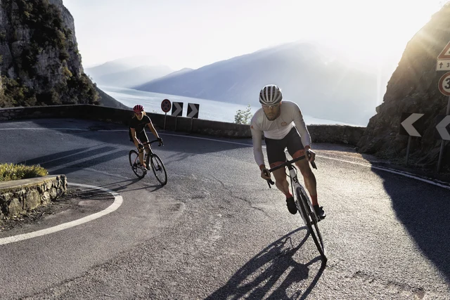 Abus Aventor Hjelm Flere farger, Mye verdi for pengene! 