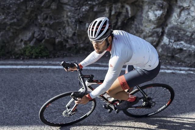 Abus Aventor Hjelm Flere farger, Mye verdi for pengene! 