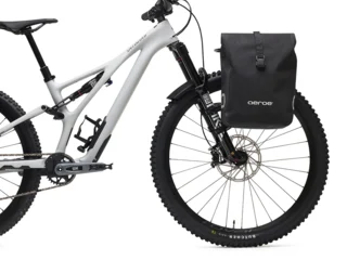 Aeroe Urban Pannier Sidov&#228;ska 12 l, Vattent&#228;t, Universalkrokar, 880g