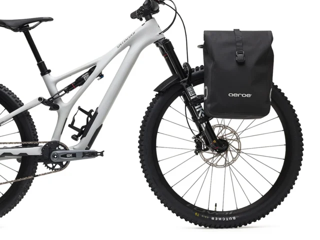 Aeroe Urban Pannier Sideveske 12 L, Vanntett, Universal kroker, 880g 