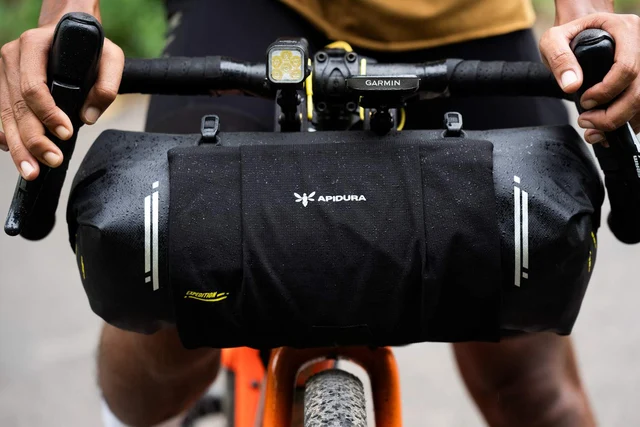 Apidura Expedition Front Cargo Mesh Lett ekstra oppbevaringsløsning 