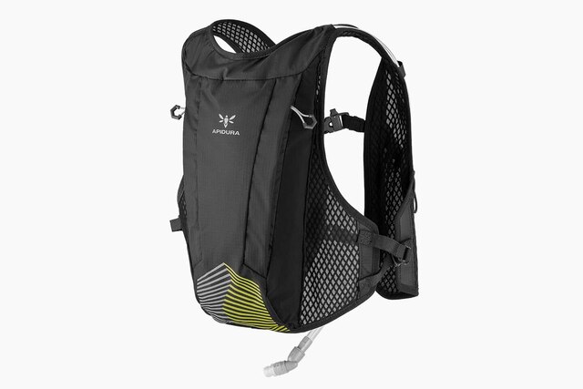 Apidura Racing Hydration Väst L/XL, 7L, 370g, Vattentät 