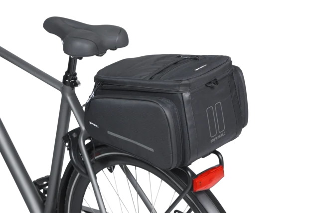 Basil Move Bagasjebrett Veske Sort, 10-26L, Universal Bridge 