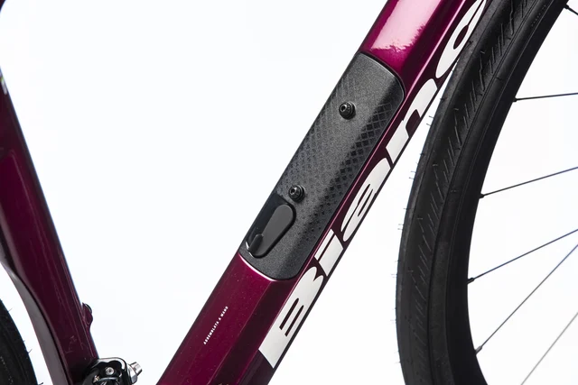 Bianchi Infinito Comp Landeveissykkel Burgundy Red - White, Str. 55 