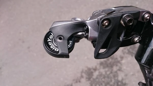 BikeYoke Shifty SRAM Wiretrinse Sort 
