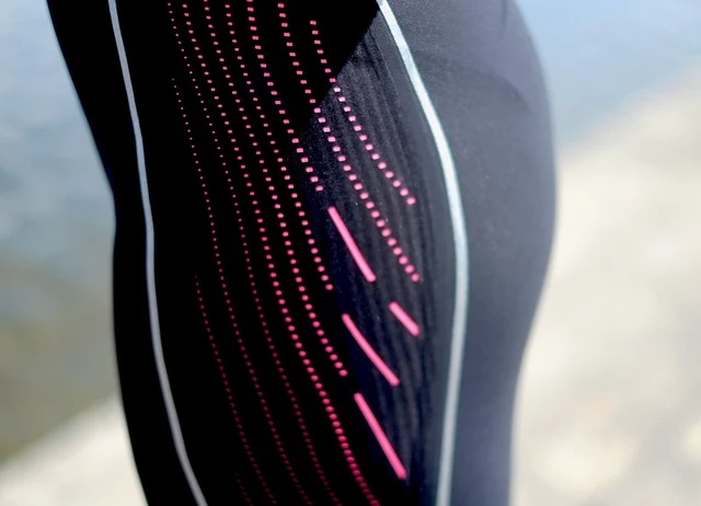 BlueSeventy PZ4TX SwimSkin Dam Tri Suit Svart/Rosa, Str. MS 