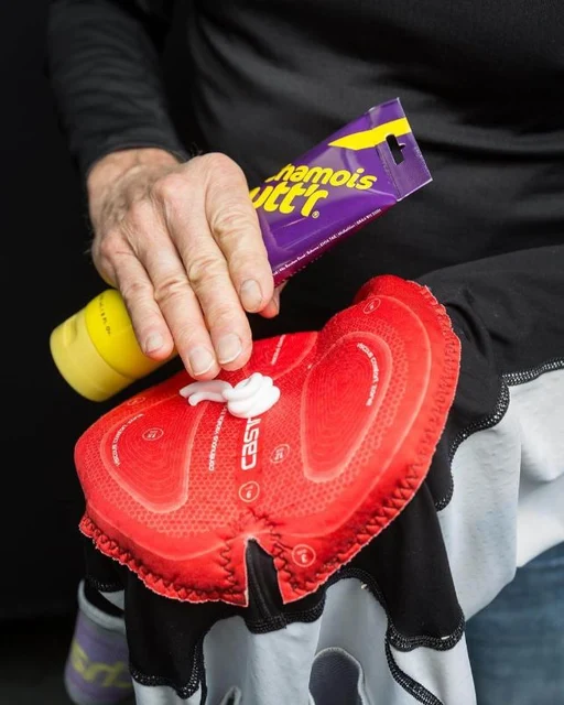 Chamois Buttr Original 235 ml Kräm Skyddar huden mot irritation 