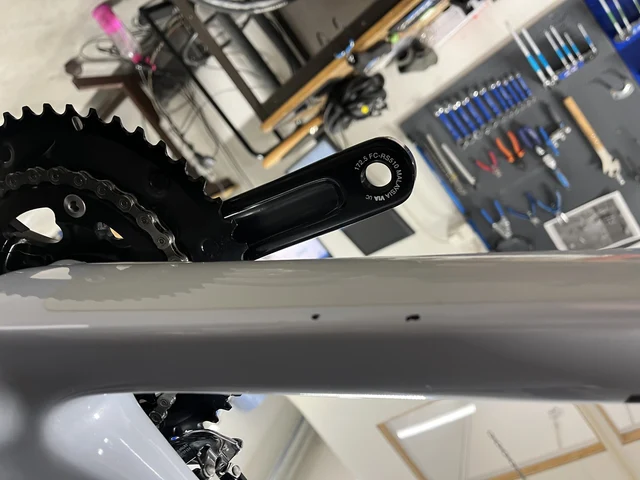 Cube Attain GTC Race Landeveissykkel Frost White'n'Carbon, Str. M/56, B-vare 