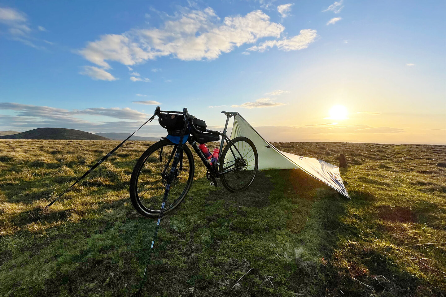 DD Hammocks Superlight Bikepacker Tarp Olive Green, 3,7 x 2,3 m