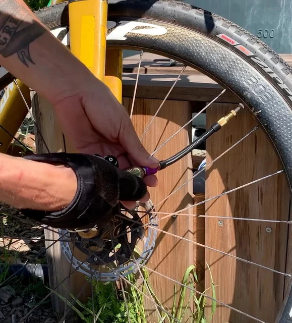 Dynaplug Air Tubeless Rep. Kit Road Fiks punkteringer og fyll luft samtidig 