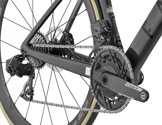Fara F/Road Performance Landsvägscykel Kolfiber, Force AXS E1, Zipp 303 SW 