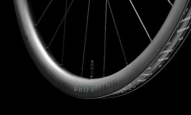 FFWD Drift Control Hjulsett Sort, Karbon, Clincher/TL, SHIM 11s 