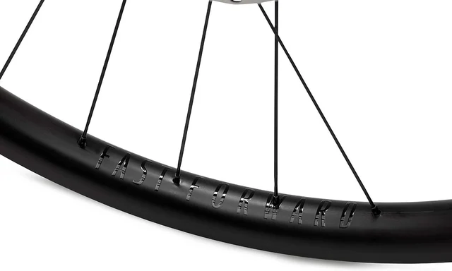 FFWD Outlaw Hjulsett Karbon, TL-Ready, Boost, MICROSPLINE 