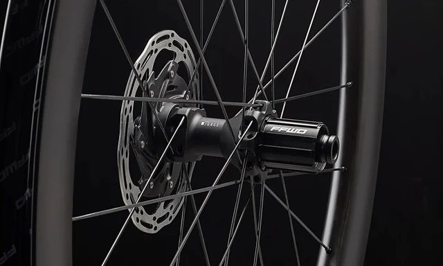 FFWD RYOT 77 N/GAGE HG Hjulset Kolfiber, 77 mm, Clincher/TL 