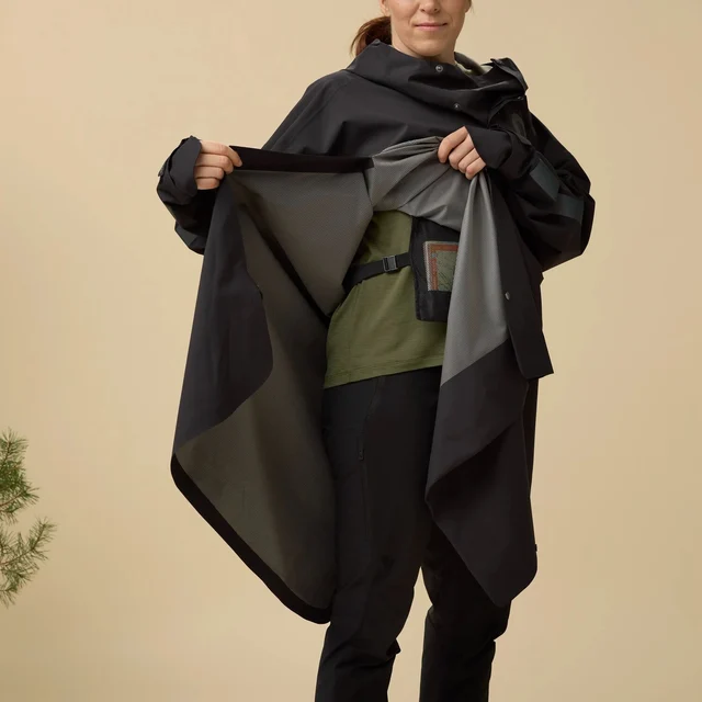 Fjellreven Hoja Rain Poncho Black, Str. L/XL 