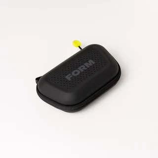 FORM Beskyttelsesetui Etui med ventilasjon for Smart Swim