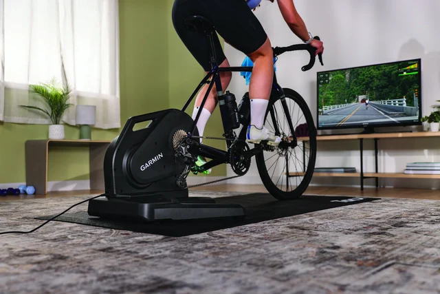 Tacx Nera Sykkelrulle Forhåndsmontert 11s kassett, 2200W, WiFi 