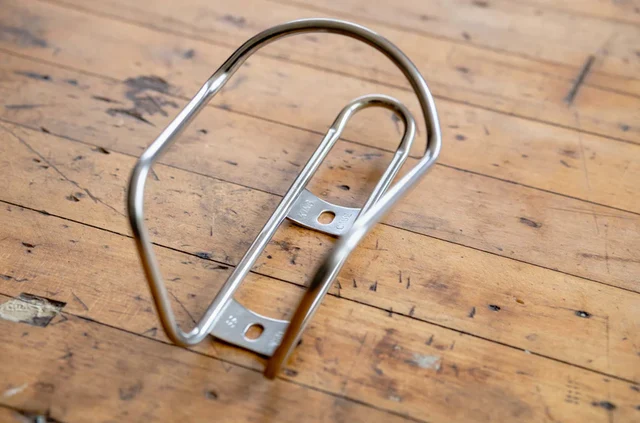 King Cage Stainless Steel Flaskestativ Stainless Steel, 48 gram, Laget i USA 