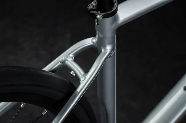 Kross Alta 2.0 Landeveissykkel silver/laser, Str. L 