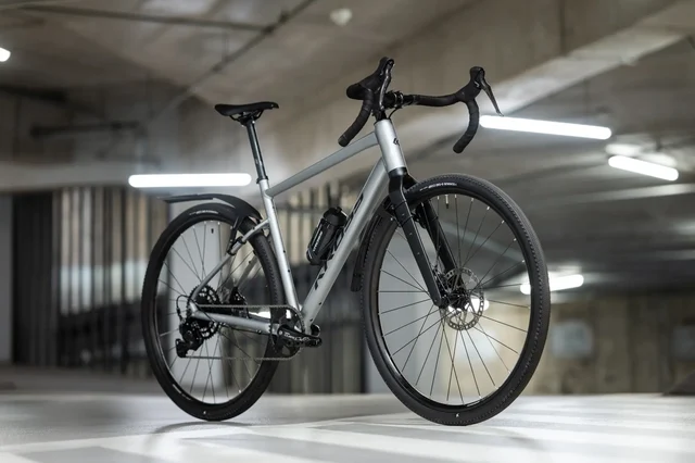 Kross Esker 1.0 Grusracer grey/graphite, Str. M 
