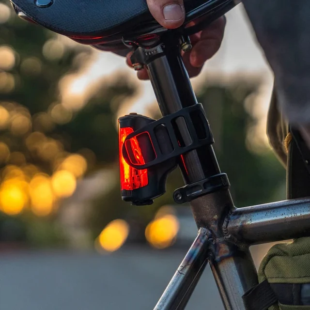 Lezyne Radar STVZO Baklampa 300 lumen, 20 timmar, USB-C, 144 g 