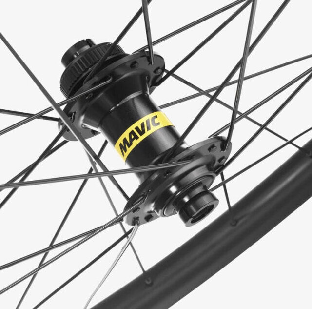 Mavic Cosmic S 42 DCL Hjulsett Clincher/TL, 12 mm TA, Shimano HG 