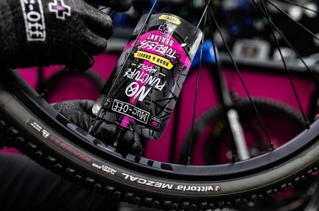 Muc-Off No Puncture Tubeless Guffe 140ml, Landsväg och grus 