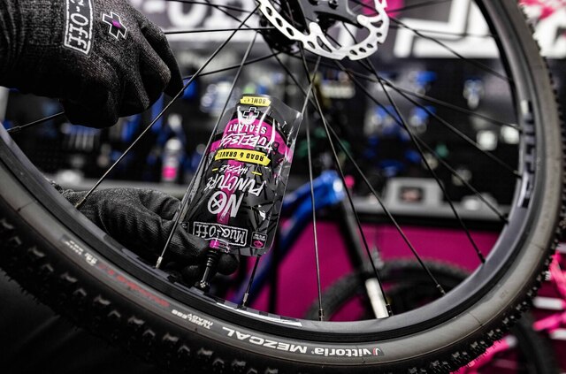 Muc-Off No Puncture Tubeless Guffe 80ml, Landsväg och grus 