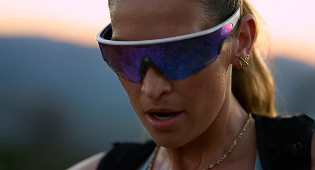 Oakley Meta Vanguard AI-Sportsbriller Prizm sapphire 