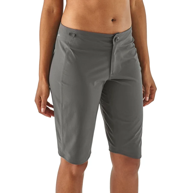 Patagonia Dirt Roamer W's Shorts Camp Green, Str. 4 