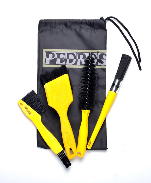 Pedros Pro Brush Kit Borstset med 4 viktiga borstar! 