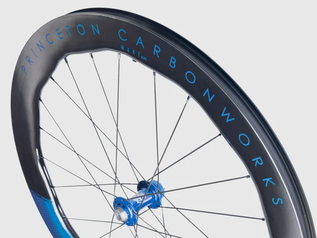 Princeton WAKE 6560 Evo Disc Hjulsett Tubeless, White nav, Std, 1570g 