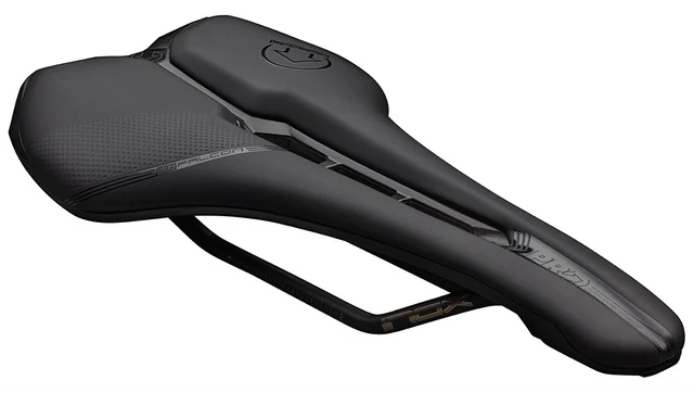 PRO Falcon Performance Sadel 142 mm, Str. M 