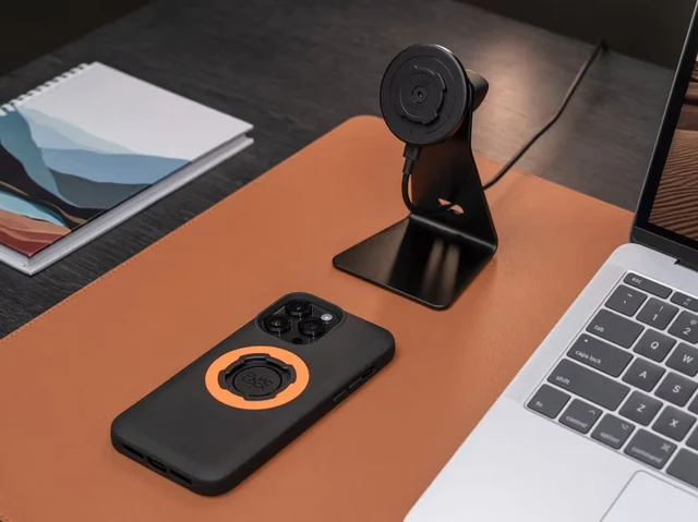 Quad Lock MAG Wireless Charging Head Perfekt til bil eller skrivebord 