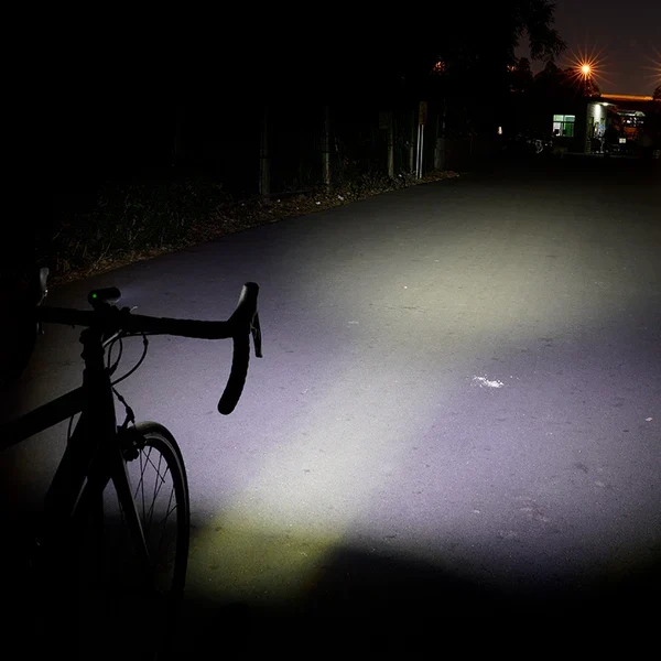 Ravemen CR600 Frontlys 600 Lumen, 1600 mAh Batteri 