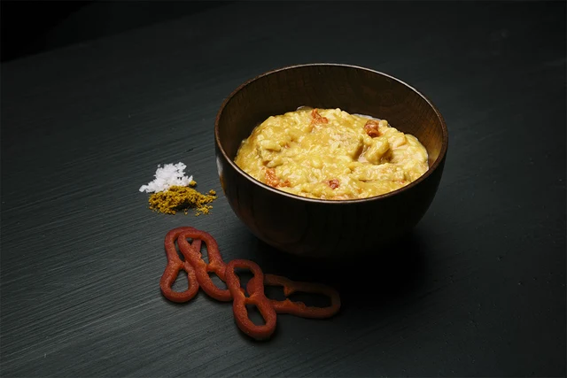 Real Turmat Kylling Karri 500g Middag Heftig gryte med ris og ananas 