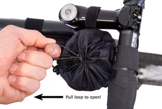 Revelate Designs Mountain Feedbag Svart, 1L