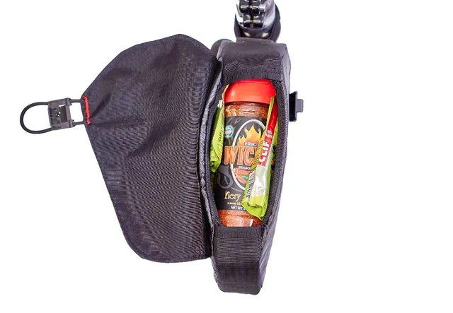 Revelate Designs Mag-Tank 128g, 0,9L, Magnetlås 