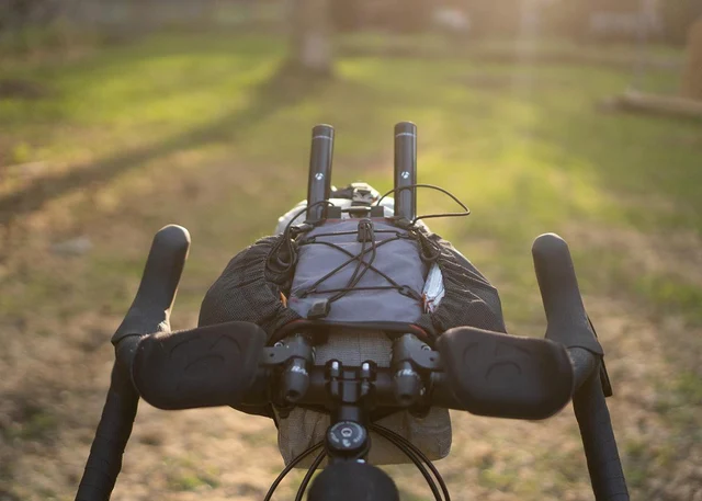 Revelate Designs Pitchfork Aerobar Bag Grå/Sort, 6L+ 2L, 170g 