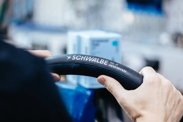 Schwalbe 27,5-29" Nr.19 Standard Slange 1.6-2.4, 60 mm SCV Clik ventil, 220g 