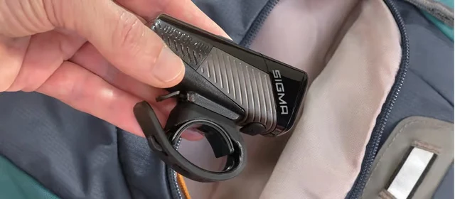 Sigma Buster 400 Frontlys 400 lumen, 120 m rekkevidde, 107 g 