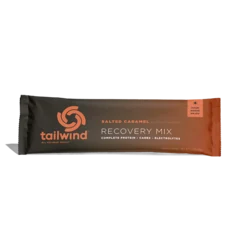 Tailwind Recovery Mix Stick Pack Pulver Saltet karamell, 61 g