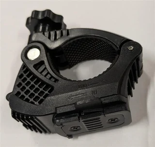 Trygg Polaris Styrefeste Brakett Til Trygg Polaris Urban 2000L Sykkellys