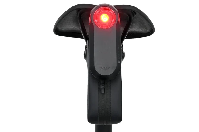 Y-MOUNT Sadelväska 0,4L + Varia adapter Ultrakompakt och aerodynamisk 